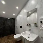 Vip House דירה