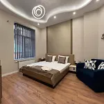 Vip House פלבן