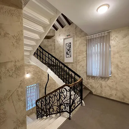 Vip House Apartmán *