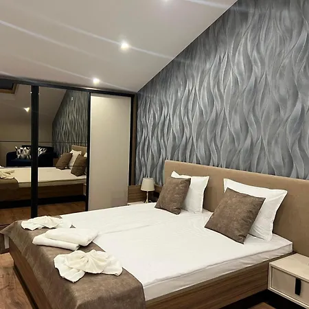 Vip House