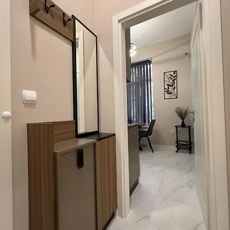Vip House *