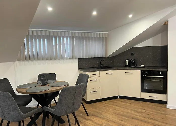 Vip House Apartament *