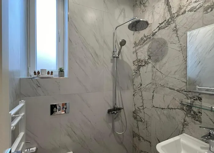 Vip House Апартаменты